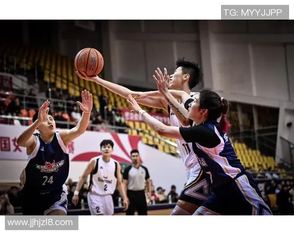 CBA精彩对决上海队与新疆队全场比赛录像回放分析与精彩瞬间汇总 CBA精彩对决上海队与新疆队全场比赛录像回放分析与精彩瞬间汇总